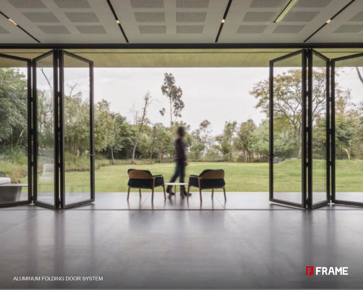 Aluminum Folding Doors for Cafés, Shopfronts and Wide Openings: How to Specify Panel Count, Hardware and Threshold